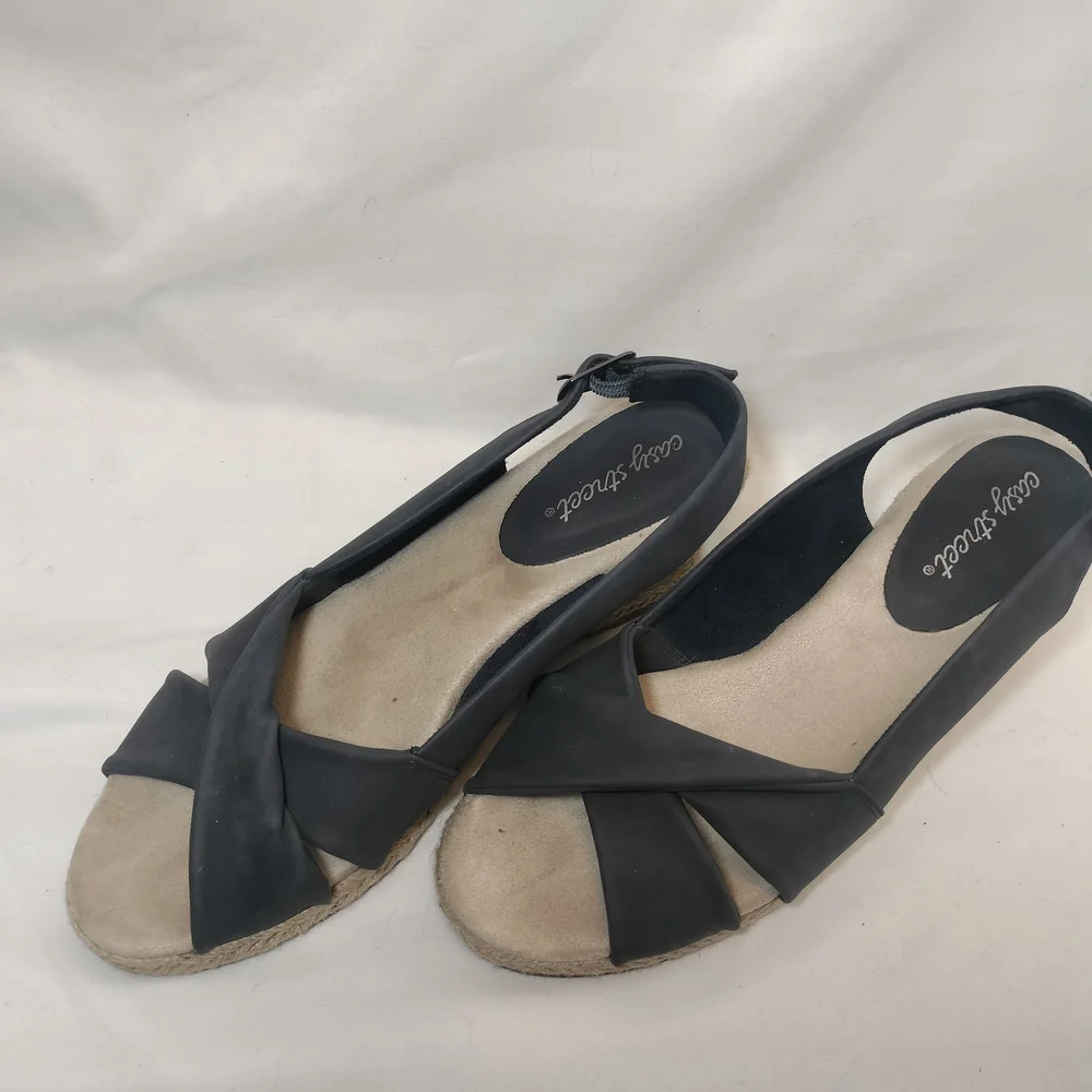 Easy Street Maureen Espadrille Slingback Sandals‎ (Navy)